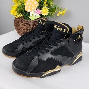 Nike Air Jordan GMP 7 Vintage Black and Gold Sneakers Sz Men 8